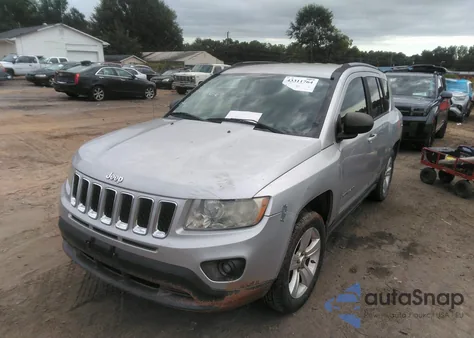 2011 Jeep Compass из США, поврежденный, VIN 1J4NT1FA0BD260598